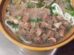 -花溪牛肉粉(八鸽岩店)