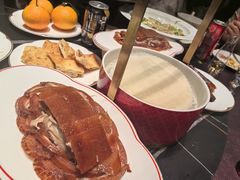 招牌香酥烤鸭-秀儿四九城·新京菜(亚运村鸟巢店)