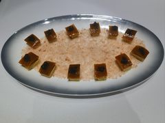 -乙十六·湖景