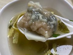 皮蛋蛋黄双拼馄饨-海平馄饨(逍遥二路店)