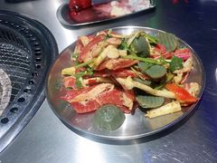 -马路牙子烧烤音乐酒馆(望京店)