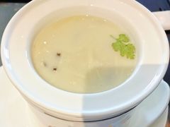 鱼蓉海鲜羹-名佳荟