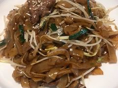 干炒牛河-煲王粤菜餐厅(中侨中心店)