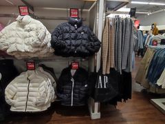 -GAP(王府井奥莱·香江小镇店)