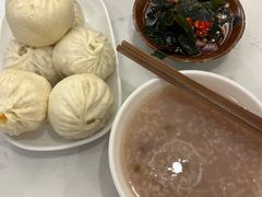 -李与白包子铺(桐梓林店)