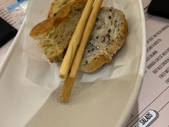 餐前面包棍-安妮意大利餐厅(世贸天阶店)