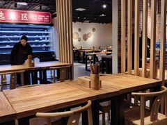 大堂-叶婆婆钵钵鸡(解放碑店)