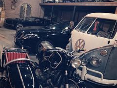 -席娜卡琳火车铁道夜市