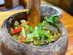 小炒黄牛肉-老滇山寨•云南特色菜•地方菜•民族风情歌舞表演(金碧店)