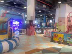 -蒙特利亲子乐园