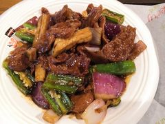 -哇蛙牛功夫面渝都料理(龙阳广场店)