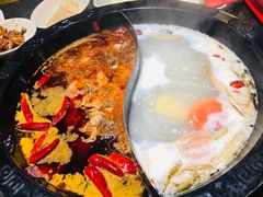 -火云天重庆火锅自助(中山路店)
