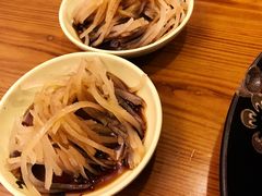 -丽虹云南过桥米线(兴工街店)
