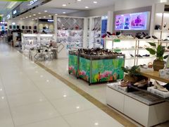 -丽达购物中心(崂山店)