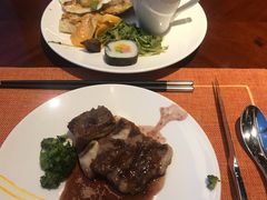 -武汉世茂希尔顿酒店·汇·全日餐厅