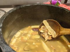 -野·大山里野生菌石锅土鸡(益田假日店)