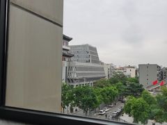 -西安钟楼北大街希尔顿欢朋酒店