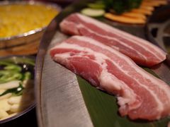 -哈哈碳都·牛肋条无限自助烤肉(宝龙店)