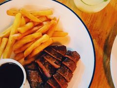 -羽深肉铺 Steak & Wine