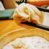 老上海弄堂里吃《老上海菜》
