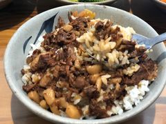 -红猪卤肉饭(大西洋美食城店)