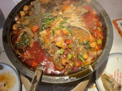 -鸣记脆皮烤鱼·海鲜烤鱼(三八广场店)