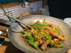 -费大厨辣椒炒肉(万家丽一店)