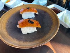 鱼子酱片皮鸭寿司-夜上海(新天地店)