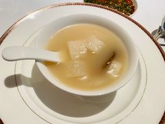 招牌松茸清汤底-洋房火锅(新天地店)