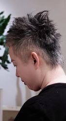 -MONE美发沙龙