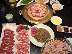 -猪啊牛呀羊啊铜盘烤肉(正大广场店)