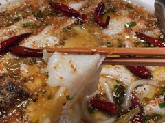 -渔语鱼酸菜鱼新川菜(来福士店)