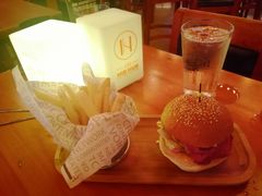 松茸厚牛汉堡-HIB HUB公社(解放西路店)