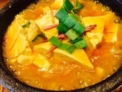 -云海肴·汽锅鸡·云南菜(天山百盛优客店)