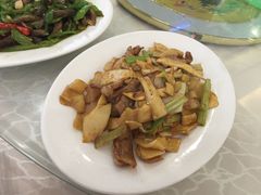 -姑婆山森林酒店