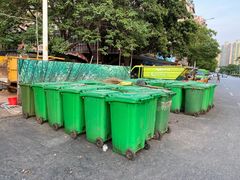 -上海南新雅皇冠假日酒店-停车场