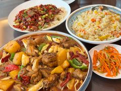 -汗腾格里·风味餐厅(新疆驻京办店)