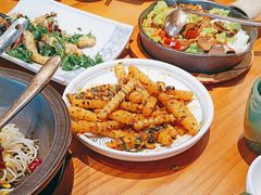 -云海肴·汽锅鸡·云南菜(天山百盛优客店)