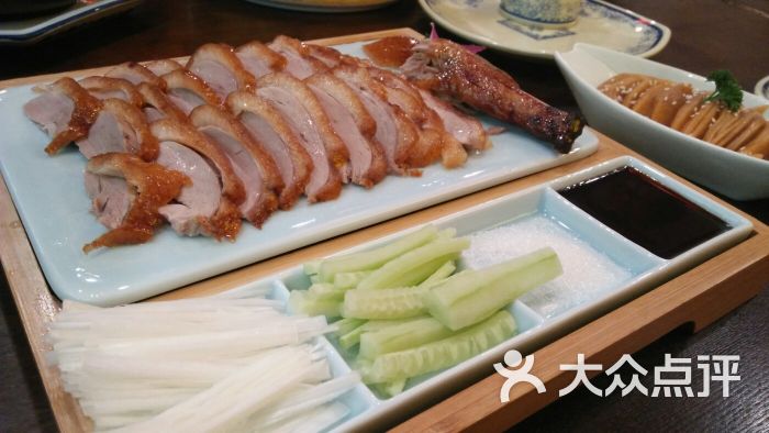 子悦成风扬尘千里～上传的图片