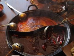 -萍姐火锅·公路夜市(武汉首店)