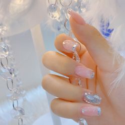 -七彩虹美甲美睫 半永久