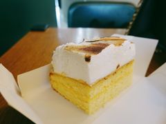 柠檬蛋白蛋糕-OUR Bakery(三里屯太古里店)