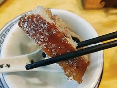 -东方之猪四更烤乳猪(金垦总店)
