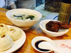 -凤起龙游老面包子(凯德晶品店)