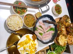 -老房老舍重庆火锅(假日城市店)