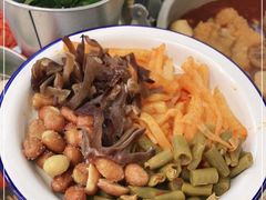 -顶上头·螺蛳火锅(五一新村店)