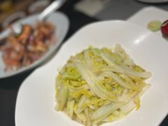-江上荟·创意中国菜(绿地缤纷城店)