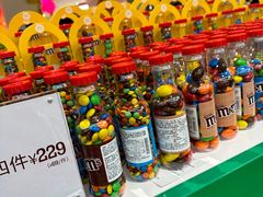 -m豆巧克力世界(上海世茂广场店)