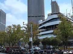 -东方体育中心(地铁站)