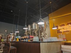 -HUZI虎滋精酿餐吧(京西大悦城店)